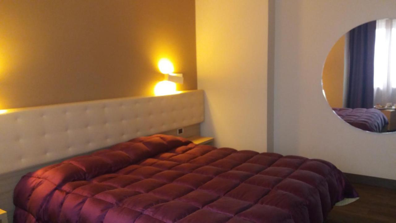 Hotel Norden Palace Аоста Екстериор снимка